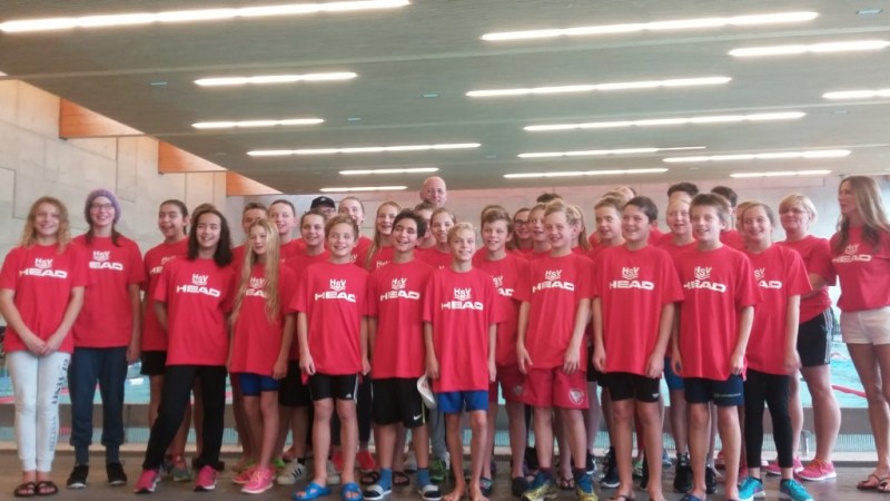 Das Team des Hessischen Schwimmverbandes beim 64. Süddeutschen Jugendländervergleich 2016 in Oberursel